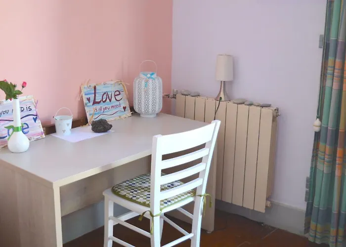 Teocle Πανσιόν