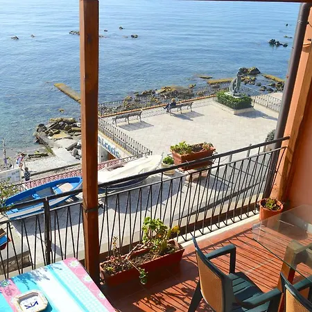 Teocle Giardini-Naxos